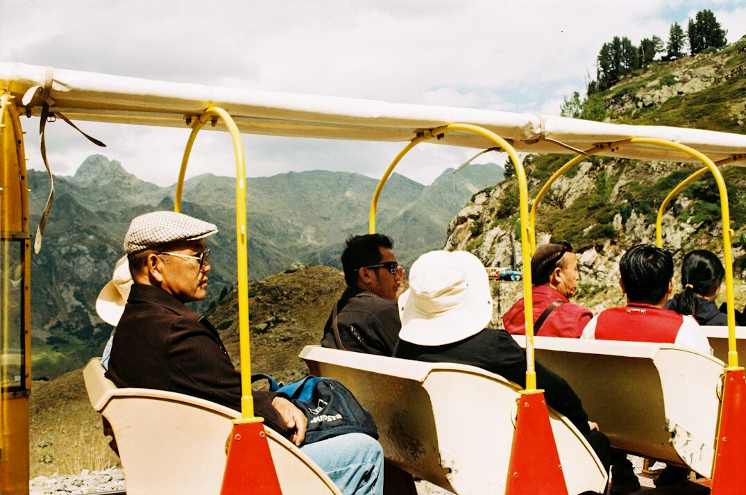 senior travelers budget tour
